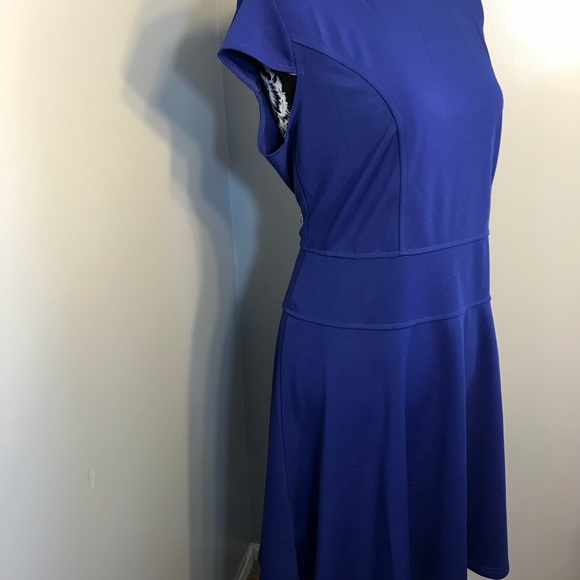 💕Stylish New 👗 in royal blue - Picture 3 of 6